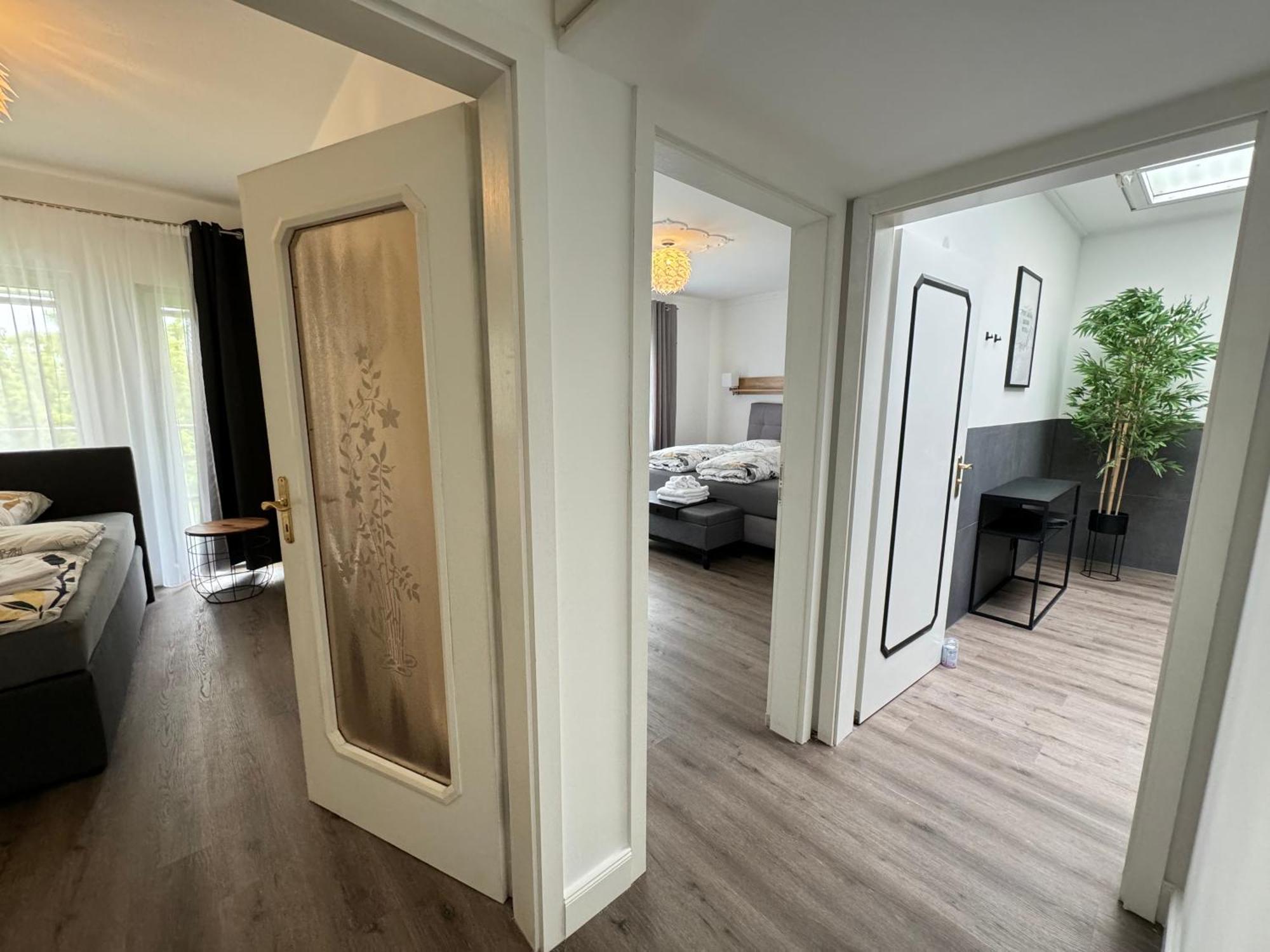 220 Qm Penthouse Wohnung Mit Fahrstuhl - Ohne Spa MHG Exterior foto